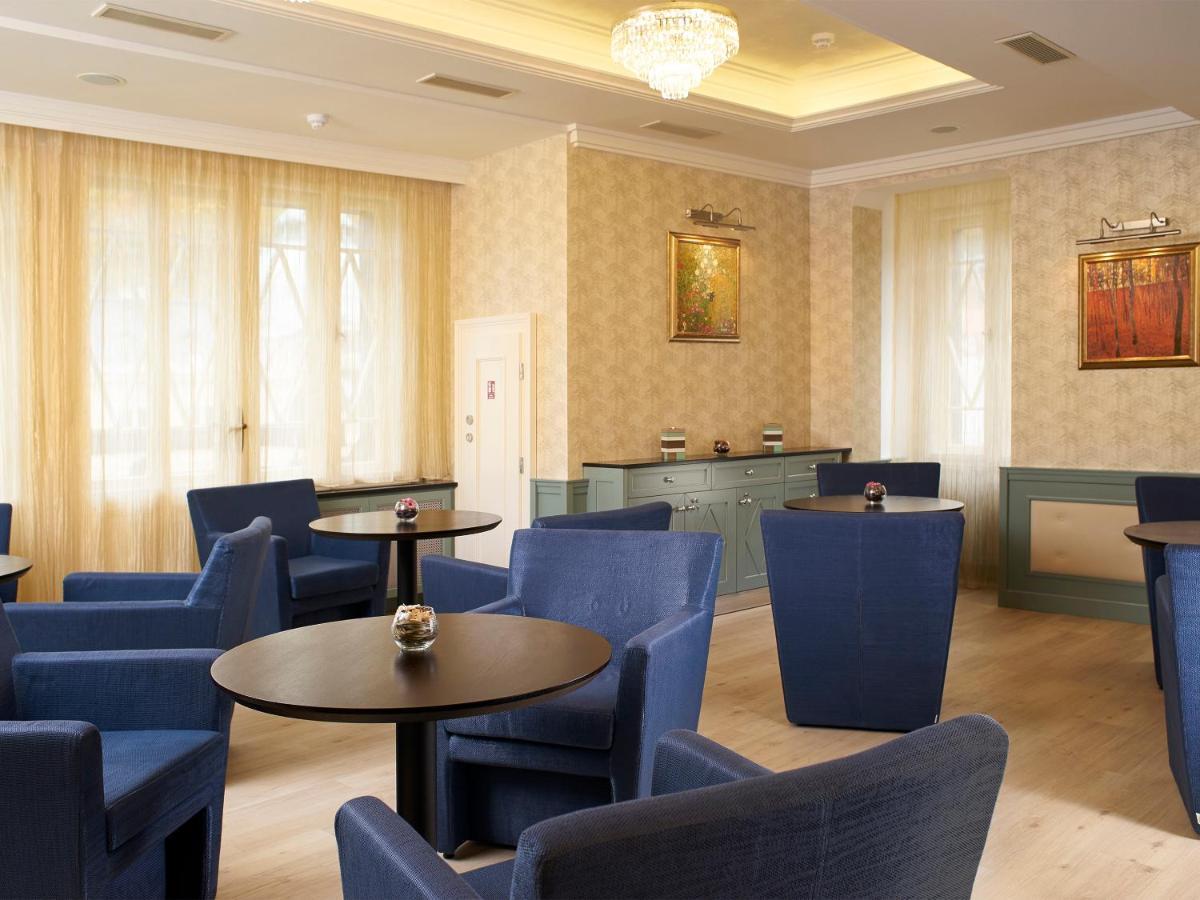 Ea Hotel Elefant Karlovy Vary Bagian luar foto