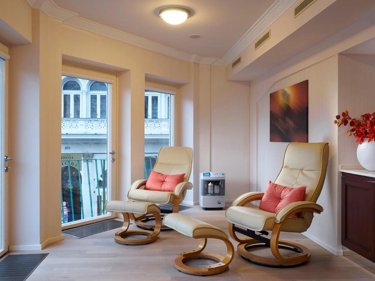 Ea Hotel Elefant Karlovy Vary Bagian luar foto