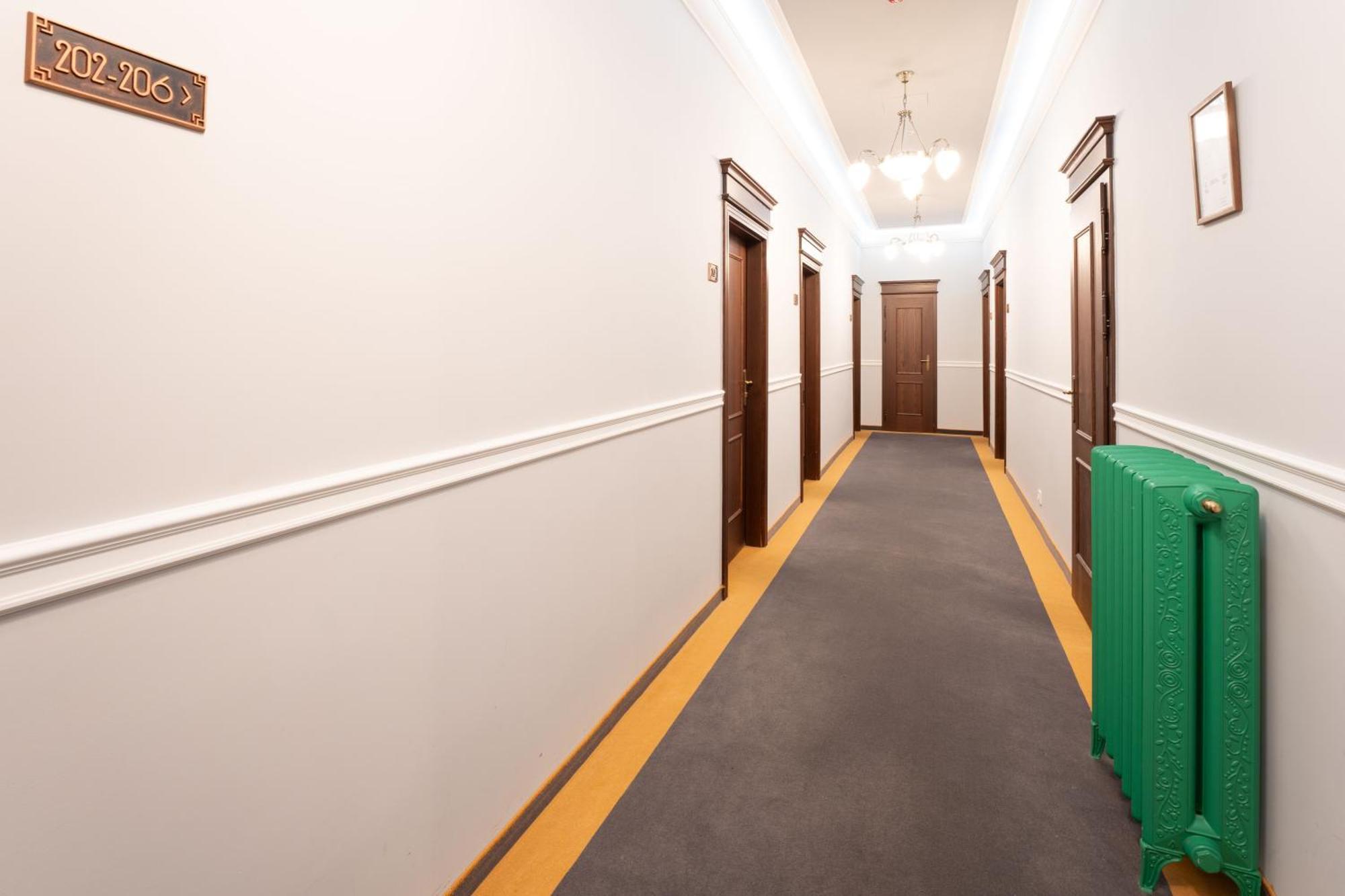 Ea Hotel Elefant Karlovy Vary Bagian luar foto