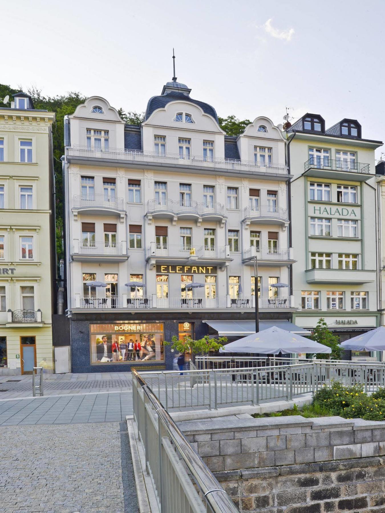 Ea Hotel Elefant Karlovy Vary Bagian luar foto