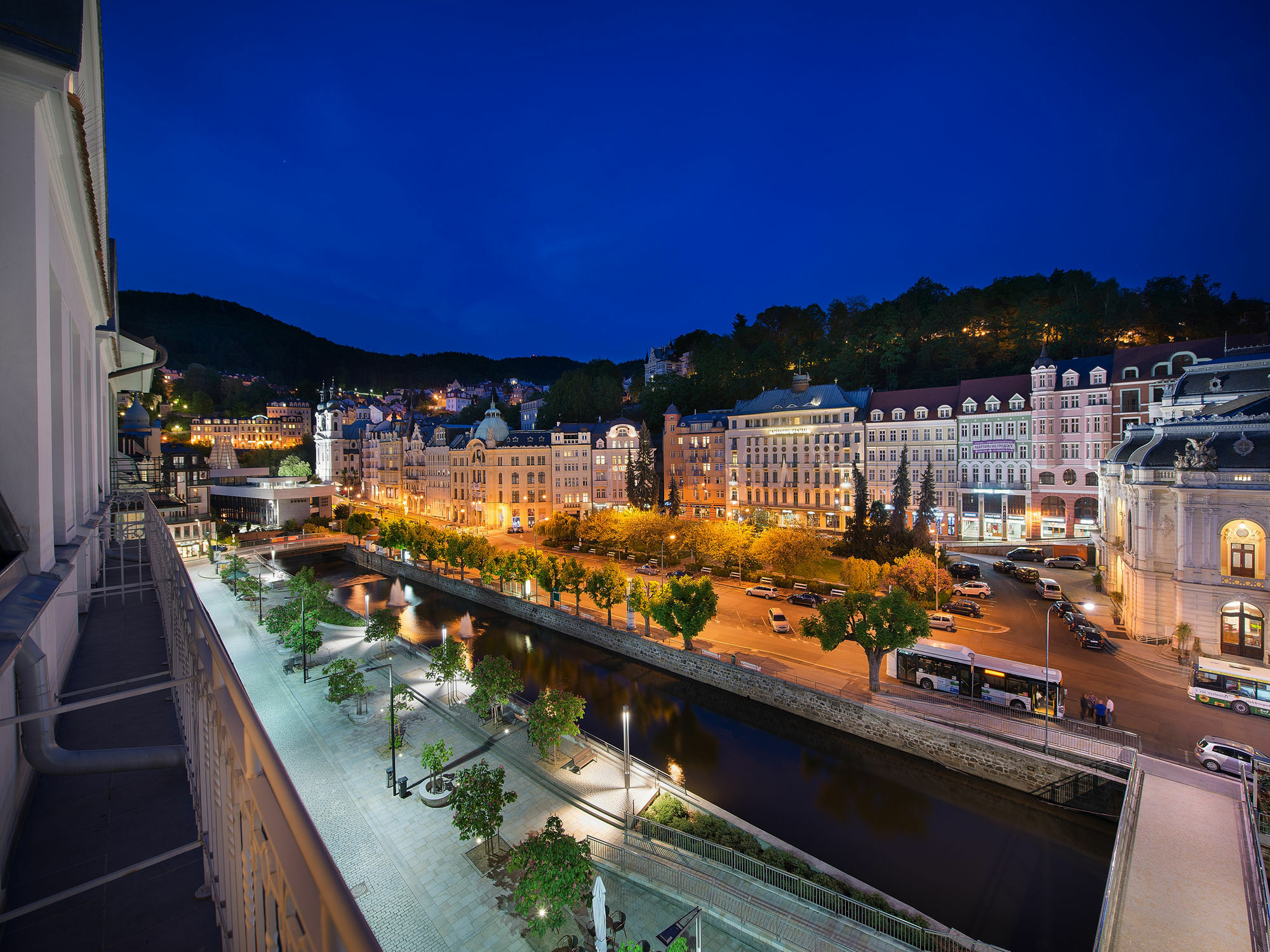 Ea Hotel Elefant Karlovy Vary Bagian luar foto